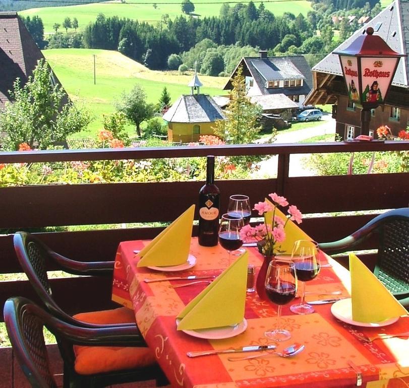 Hotel Landgasthof Adler Altenrond Esterno foto