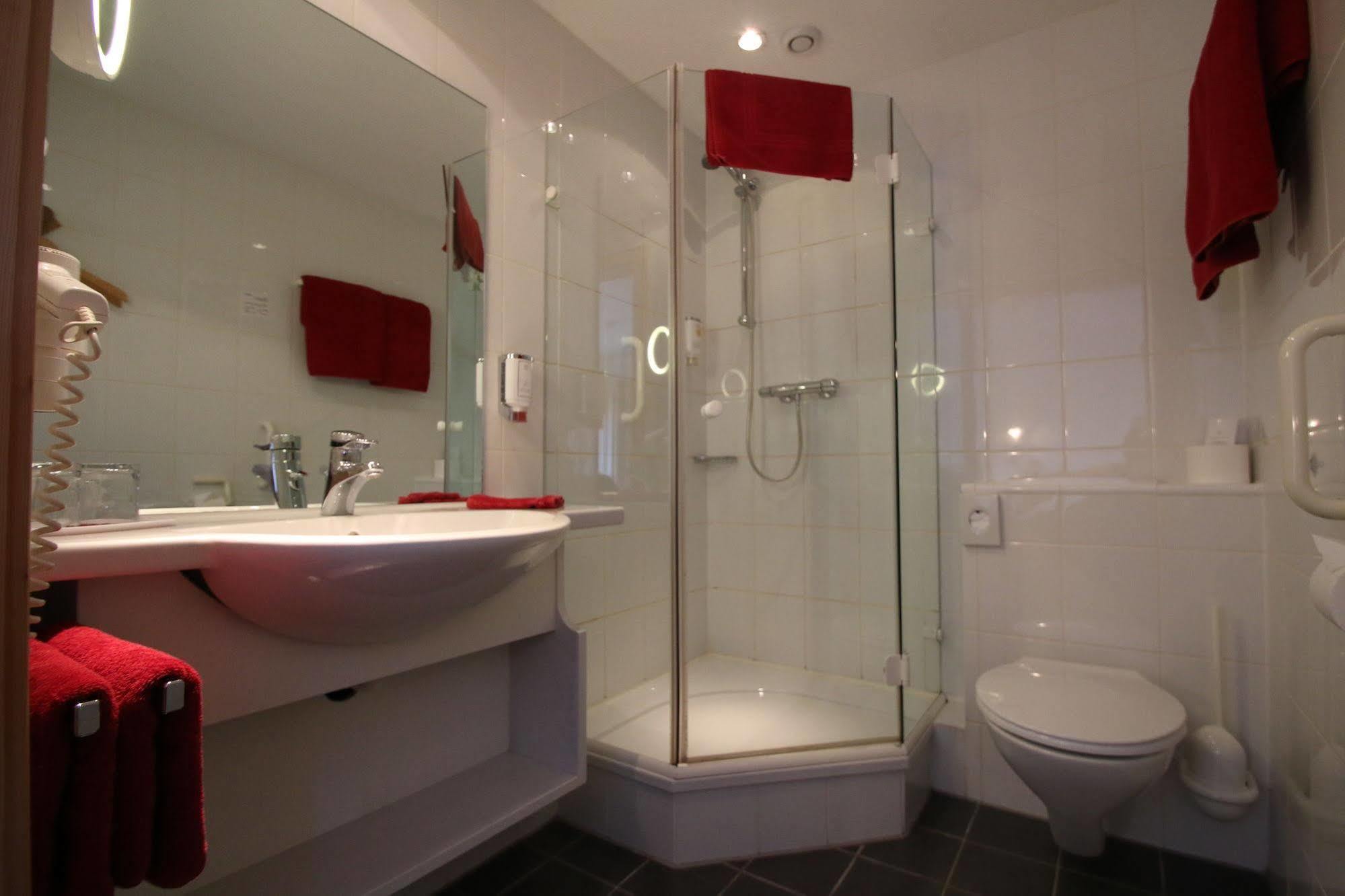 Hotel Landgasthof Adler Altenrond Esterno foto